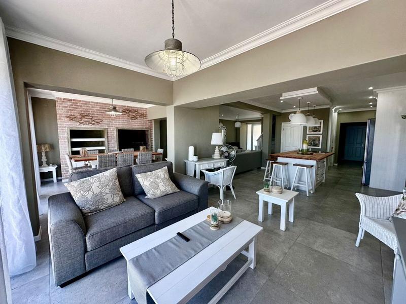 To Let 4 Bedroom Property for Rent in Pinnacle Point Golf Estate Western Cape